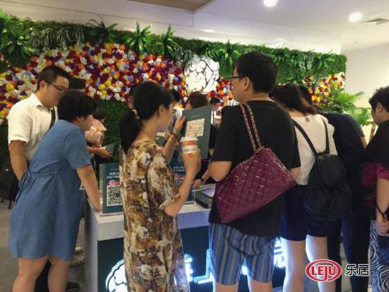 海上花院城市展厅亮相
