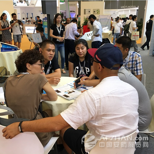 新和创展位引爆上海国际智能家居展(图3) 新和创展位引爆上海国际智能家居展(图3)