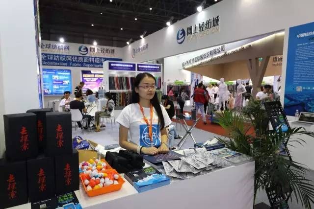上海intertextile展 全球纺织网展厅VR吸睛(图3)
