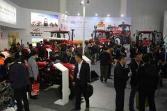 黄海金马拖拉机闪耀2016中国国际农业机械展